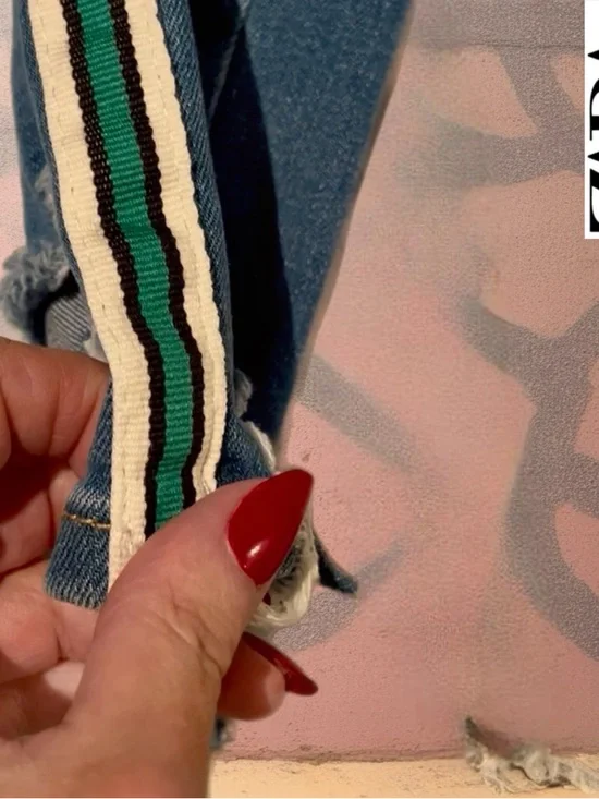 ZARA Women's  Blue Denim Jeans with Green Stripe - Picture 5 of 11